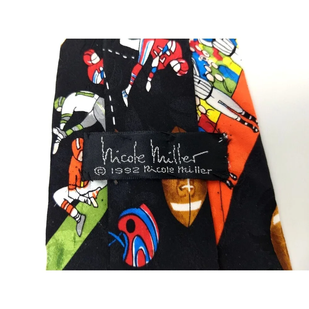 Nicole Miller FRIDAY NIGHT FOOTBALL Neck Tie‎ 100% Silk Vintage 1992 Hand Sewn